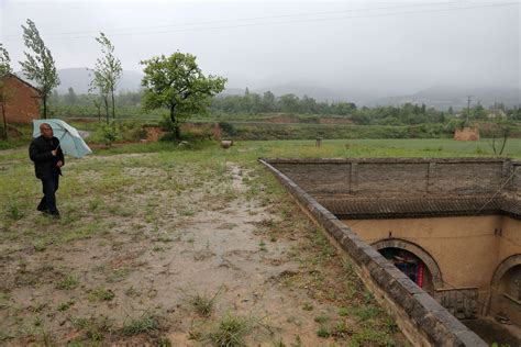 地坑院排水|地坑院十几米深，下雨时不会被水淹，原来有一个神奇的排水系统